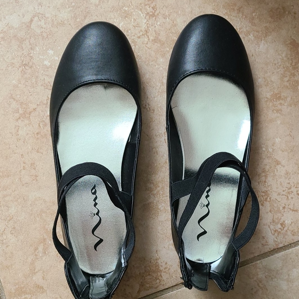 Girls dressy shoes